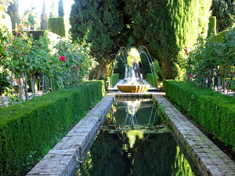 Generalife, Los Jardines Más Bellos Y Famosos De La Alhambra